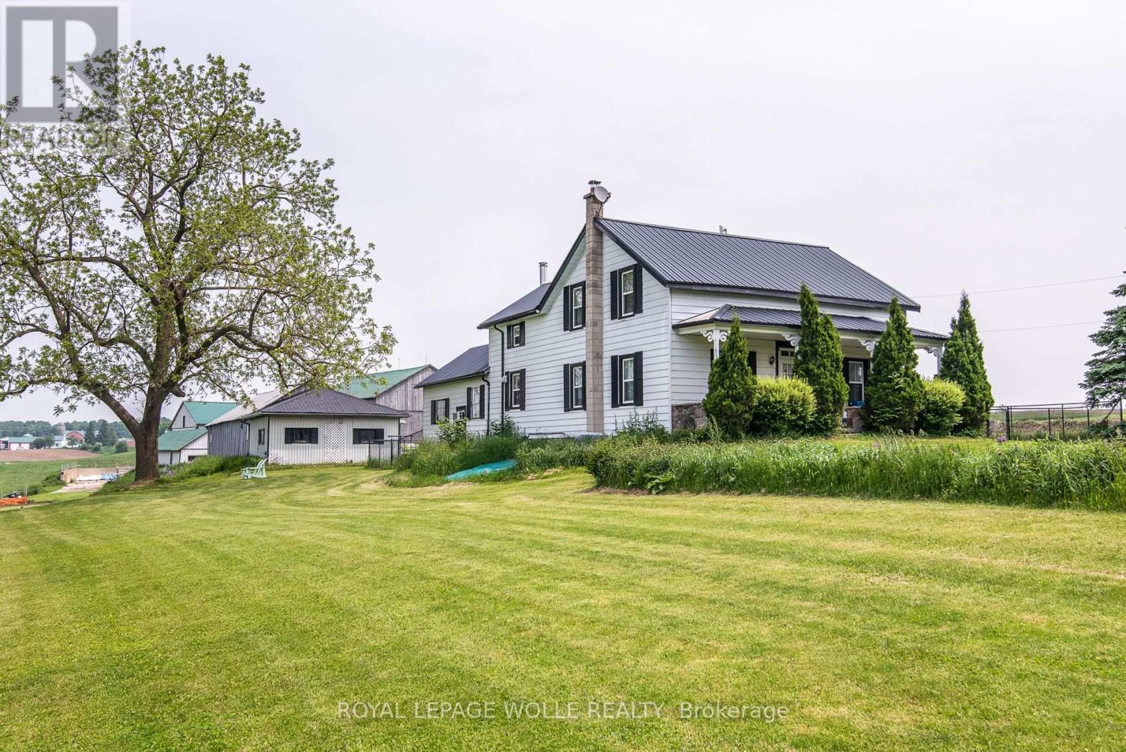 












4385 HESSEN STRASSE

,
Wellesley,







Ontario
N0B2T0

