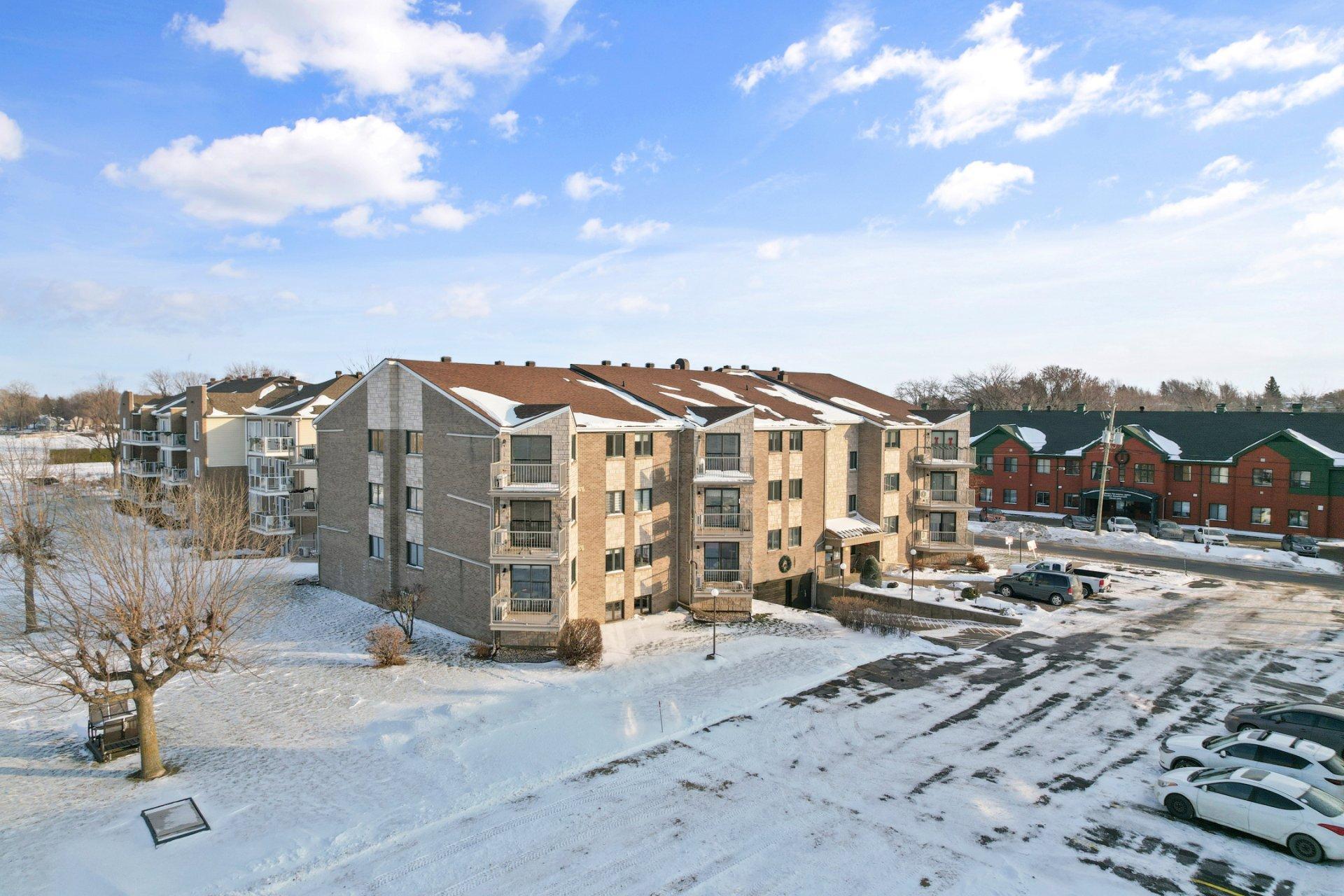 









13


Rue St-Laurent

, 202,
Beauharnois,




QC
J6N1V1

