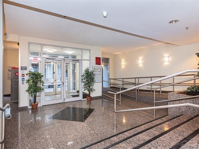 









88


Rue Charlotte

, 310,
Montréal (Ville-Marie),




QC
H2X4E2

