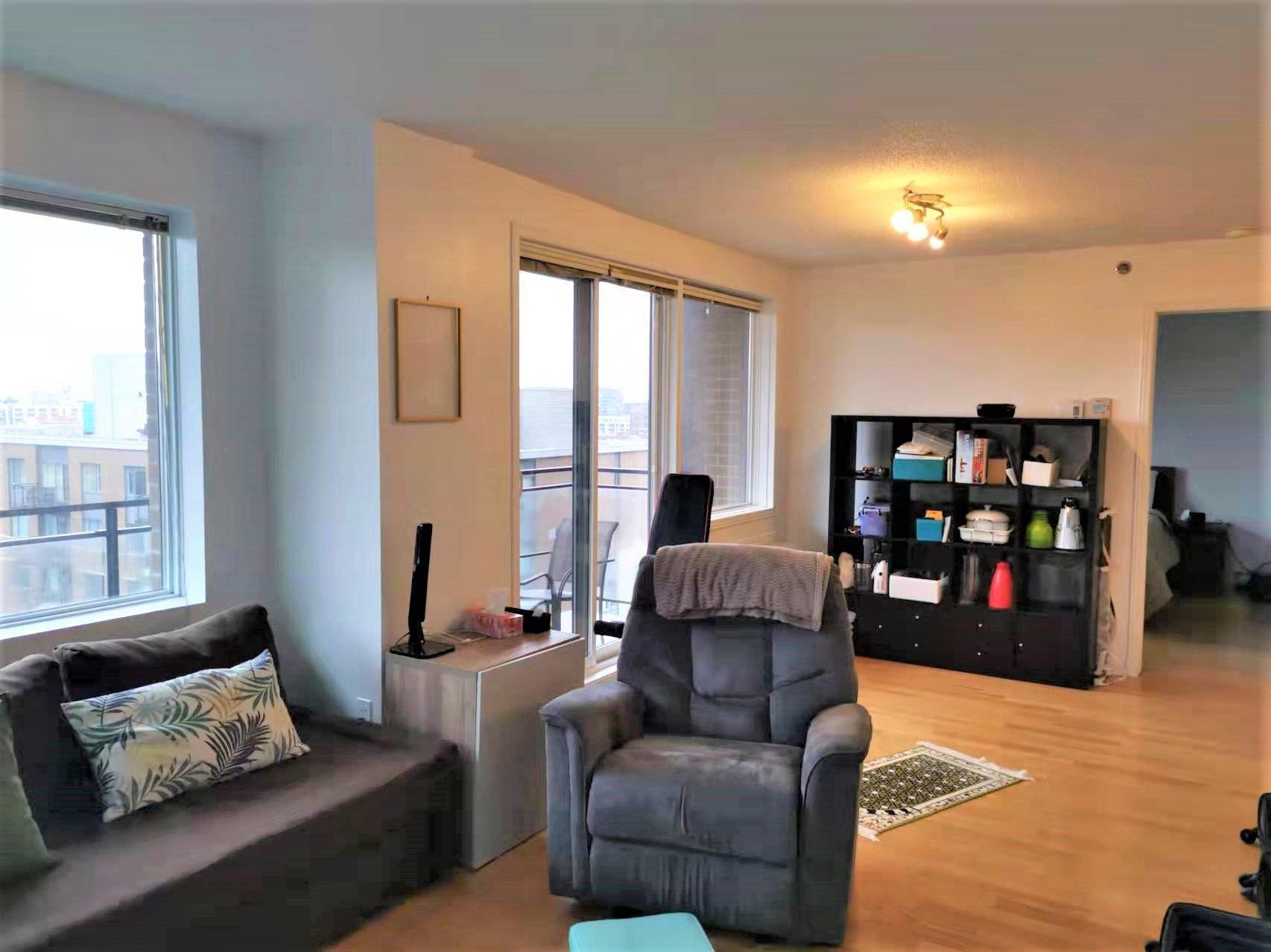 









1280


Rue St-Jacques

, 1201,
Montréal (Ville-Marie),




QC
H3C0G1

