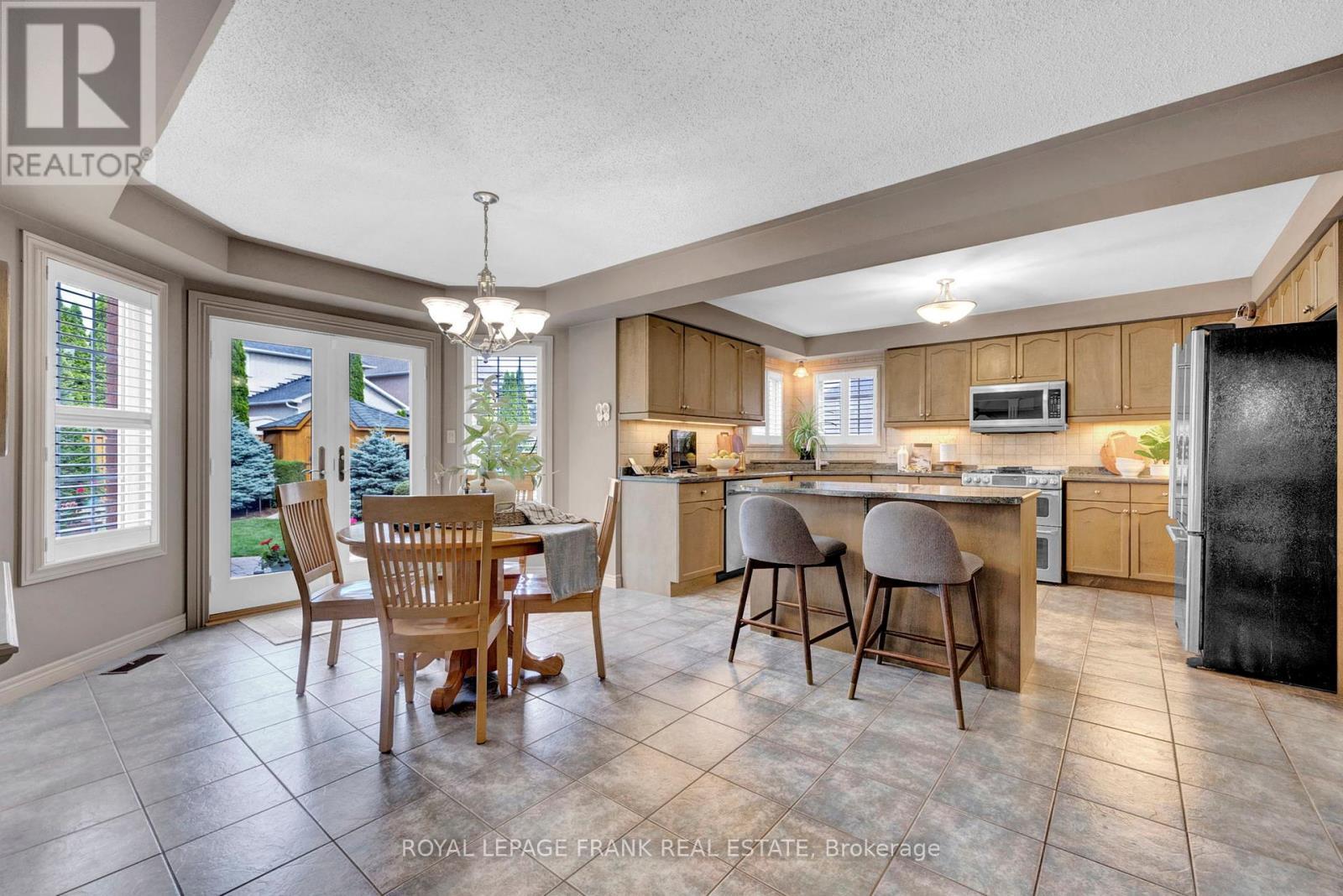 












3497 GARRARD ROAD

,
Whitby (Rolling Acres),




Ontario
L1R3C8

