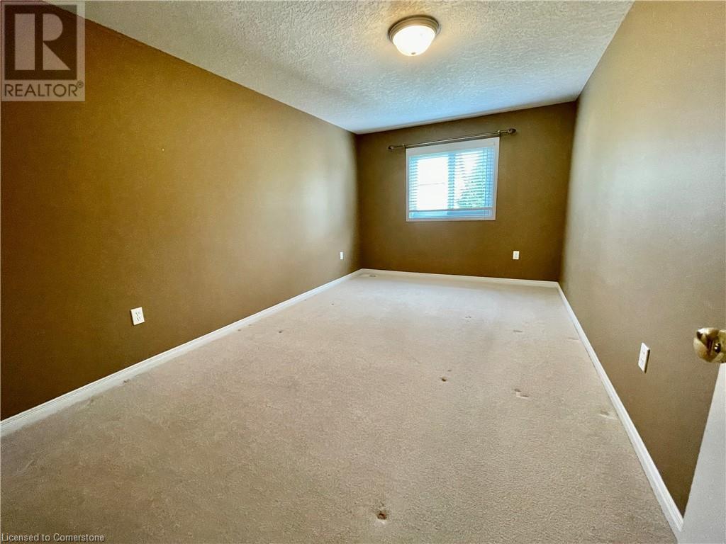 












510 VIRGINIA CREEPER Street

,
Waterloo,




Ontario
N2V2W4

