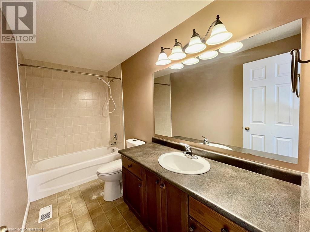 












510 VIRGINIA CREEPER Street

,
Waterloo,




Ontario
N2V2W4


