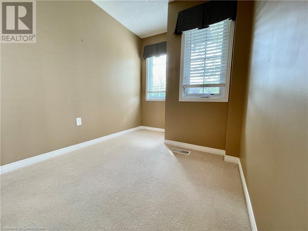 












510 VIRGINIA CREEPER Street

,
Waterloo,




Ontario
N2V2W4

