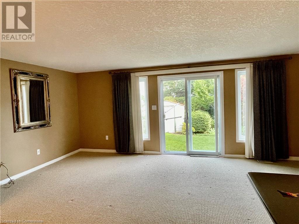 












510 VIRGINIA CREEPER Street

,
Waterloo,




Ontario
N2V2W4

