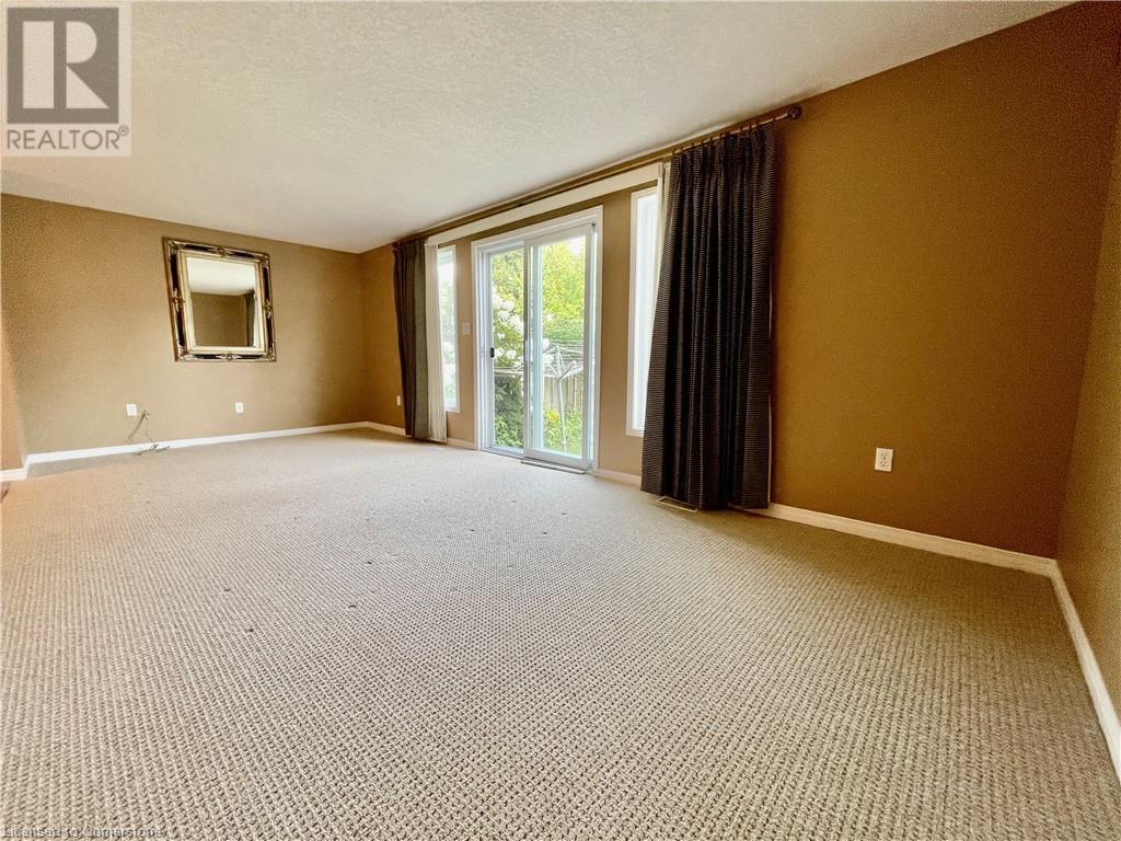 












510 VIRGINIA CREEPER Street

,
Waterloo,




Ontario
N2V2W4

