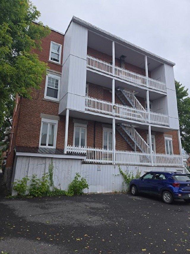 









149


Rue Jacques-Cartier N.

,
Saint-Jean-sur-Richelieu,




QC
J3B6S6


