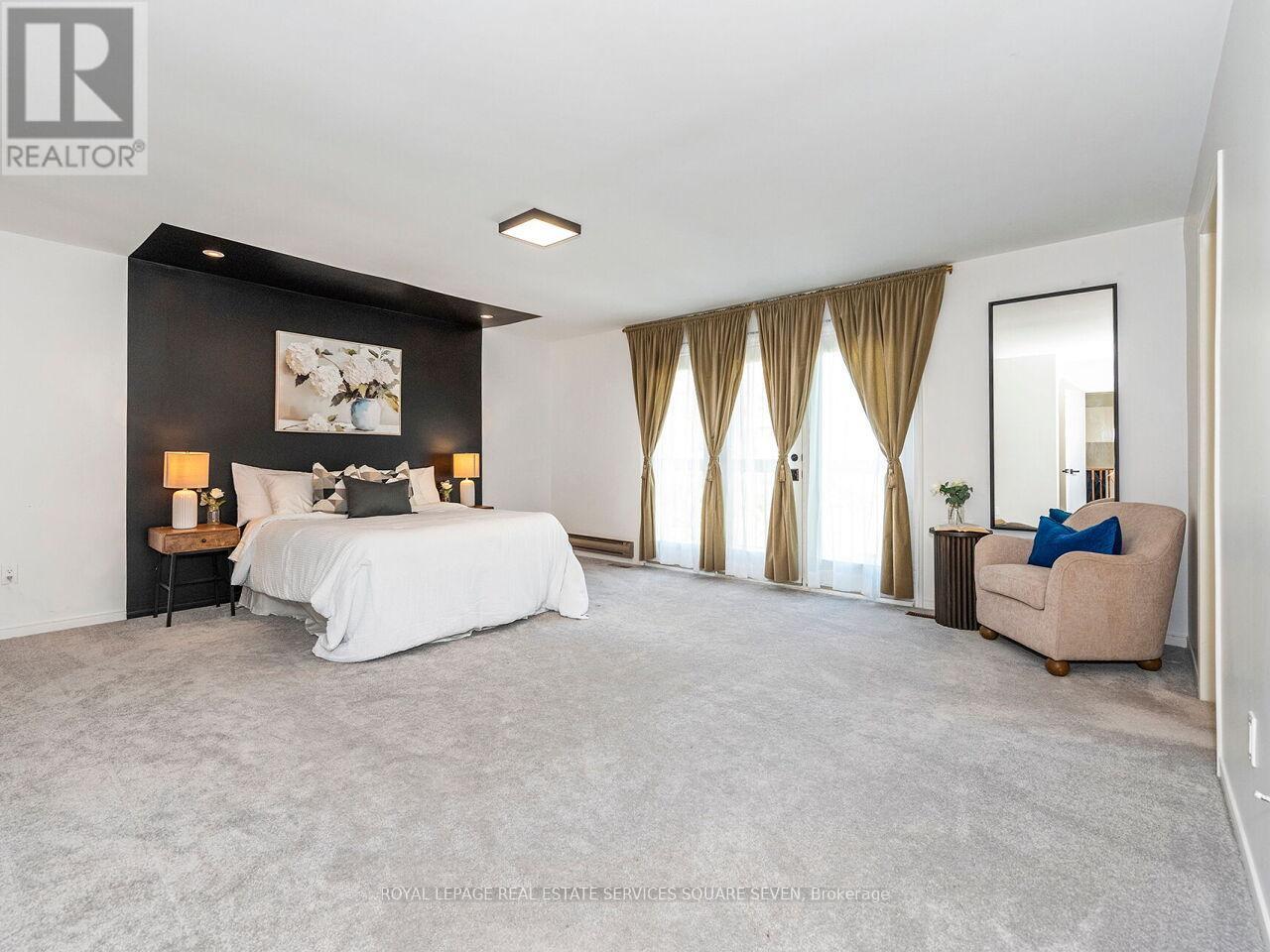 












234 SEWELL DRIVE

,
Oakville,




Ontario
L6H1E4


