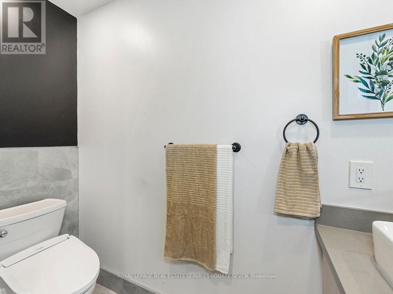 












234 SEWELL DRIVE

,
Oakville,




Ontario
L6H1E4

