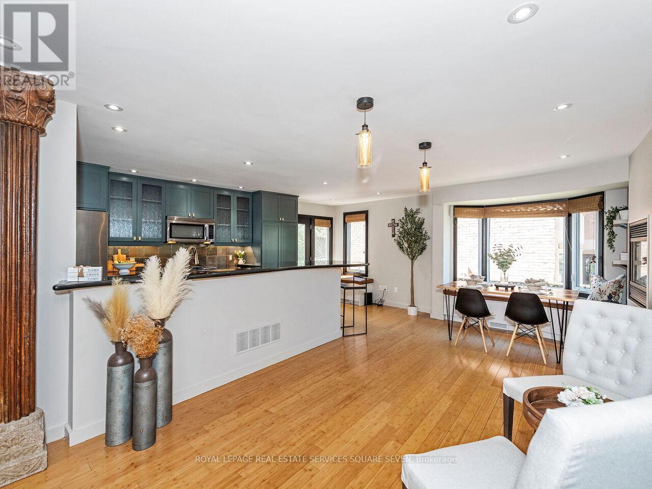 












234 SEWELL DRIVE

,
Oakville,




Ontario
L6H1E4

