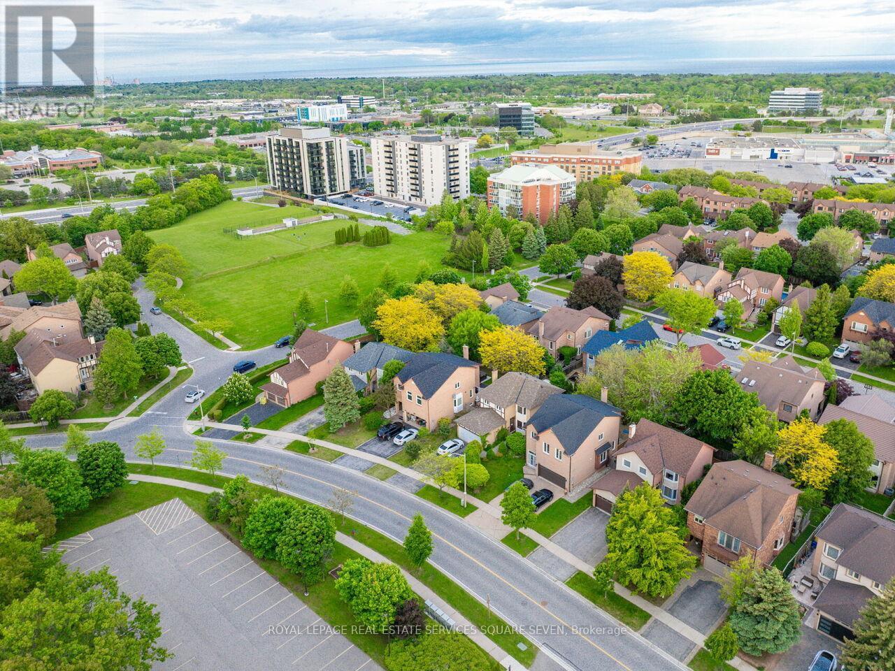 












234 SEWELL DRIVE

,
Oakville,




Ontario
L6H1E4

