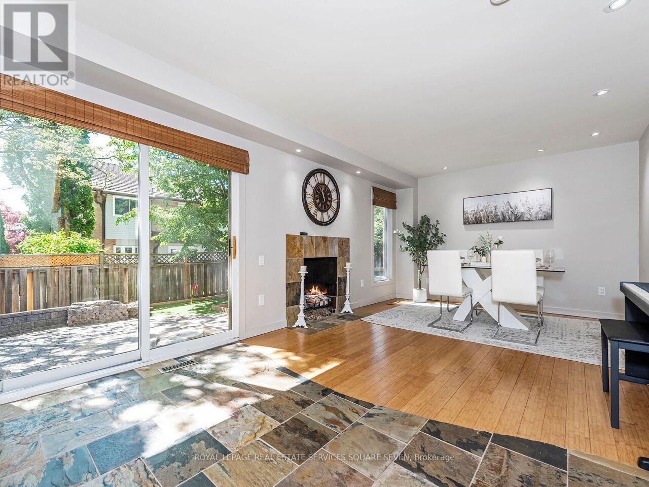












234 SEWELL DRIVE

,
Oakville,




Ontario
L6H1E4

