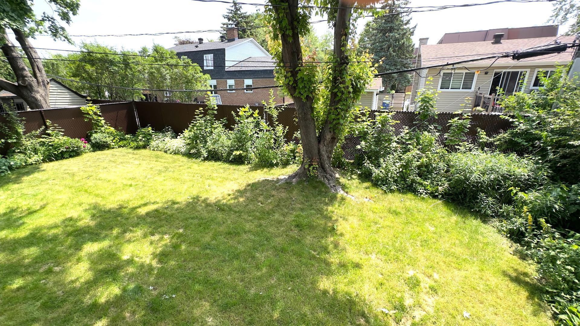 









1845


Rue Tillemont

,
Brossard,




QC
J4W2H9

