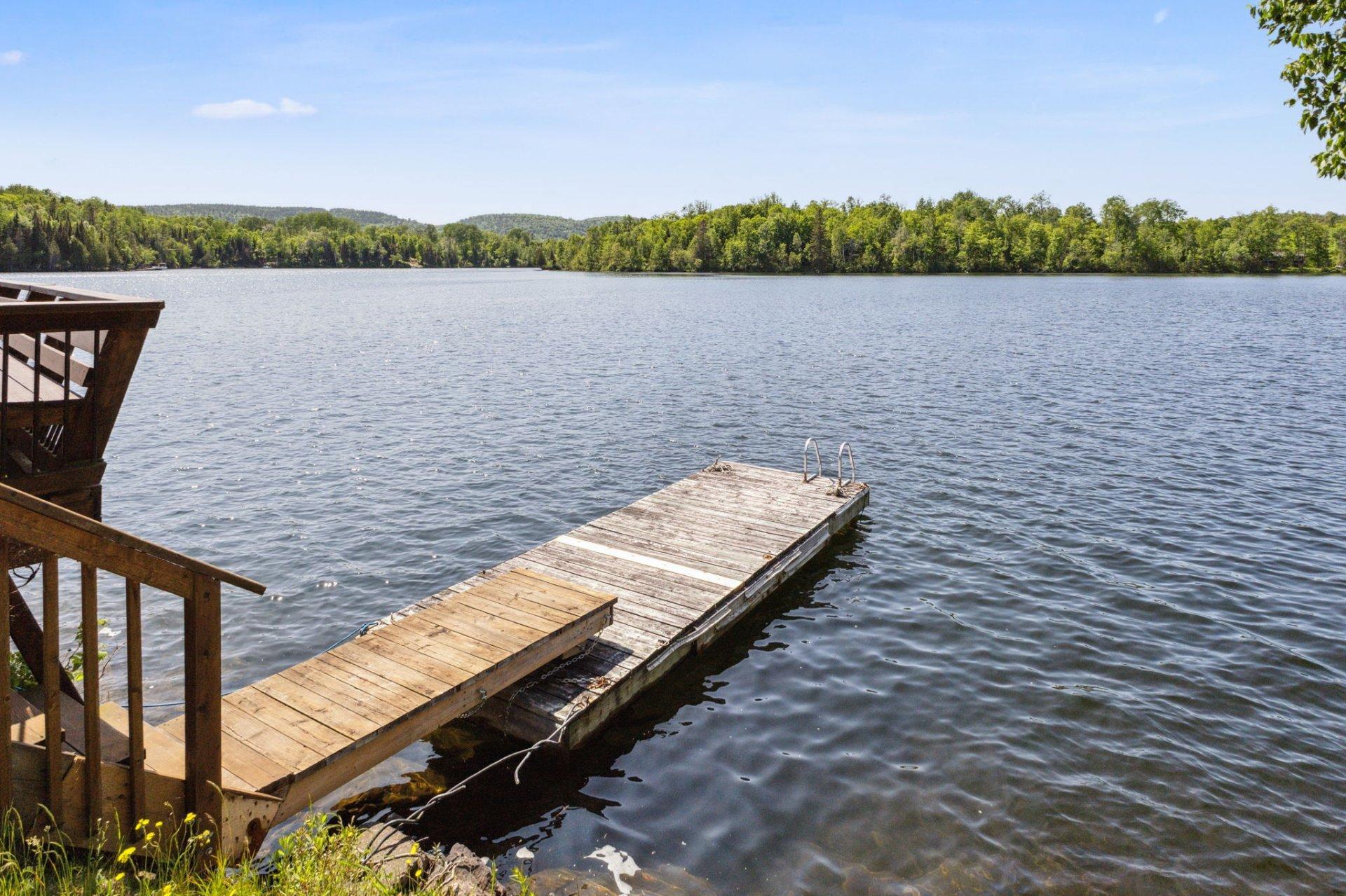 









12


Ch. Jos-Cousineau

,
Blue Sea,




QC
J0X1C0

