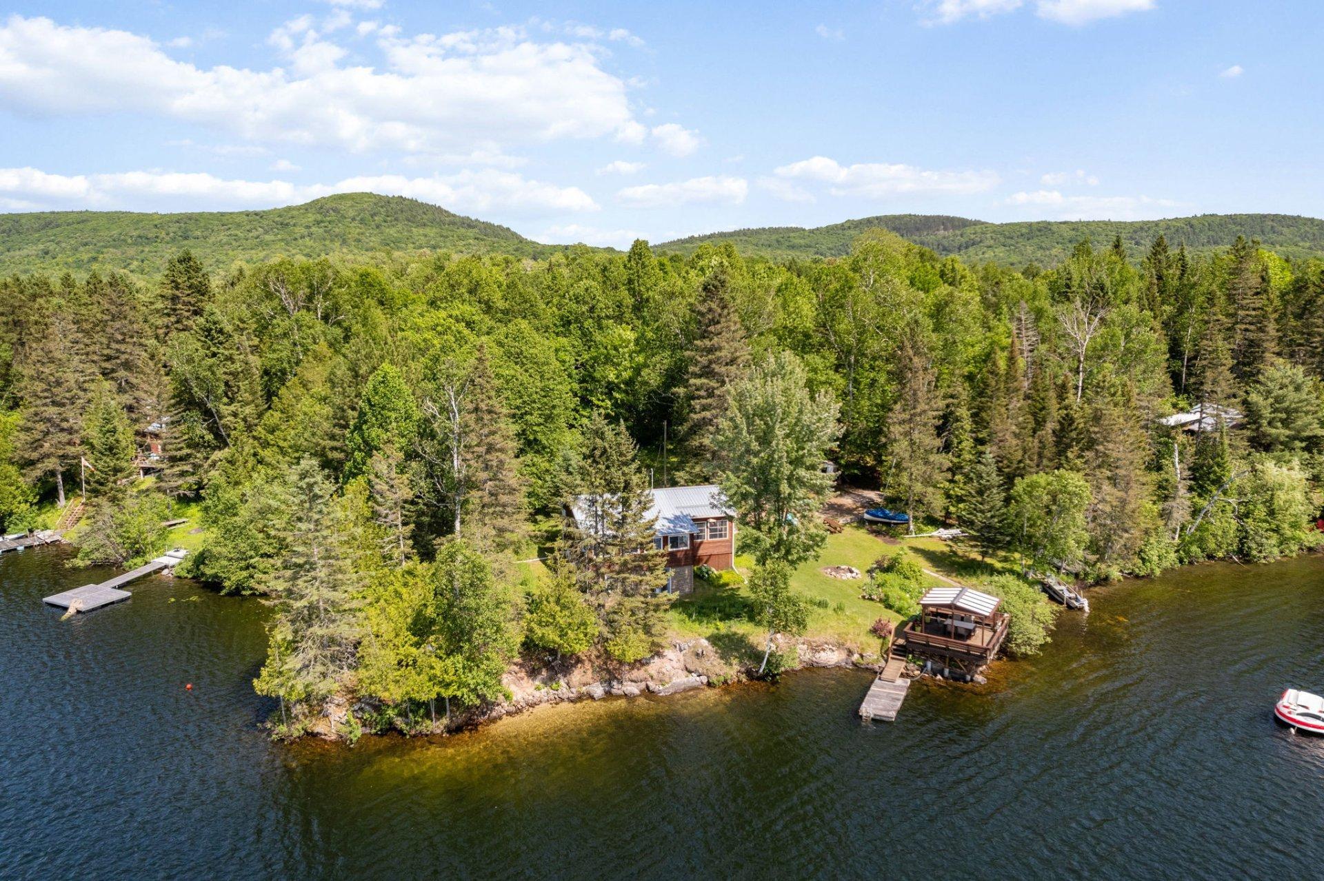 









12


Ch. Jos-Cousineau

,
Blue Sea,




QC
J0X1C0

