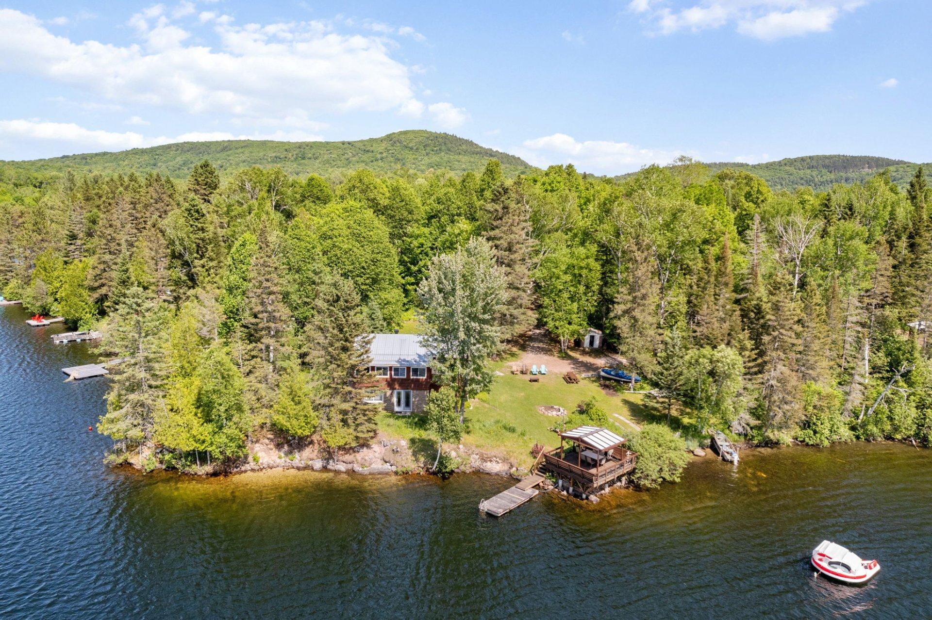 









12


Ch. Jos-Cousineau

,
Blue Sea,




QC
J0X1C0

