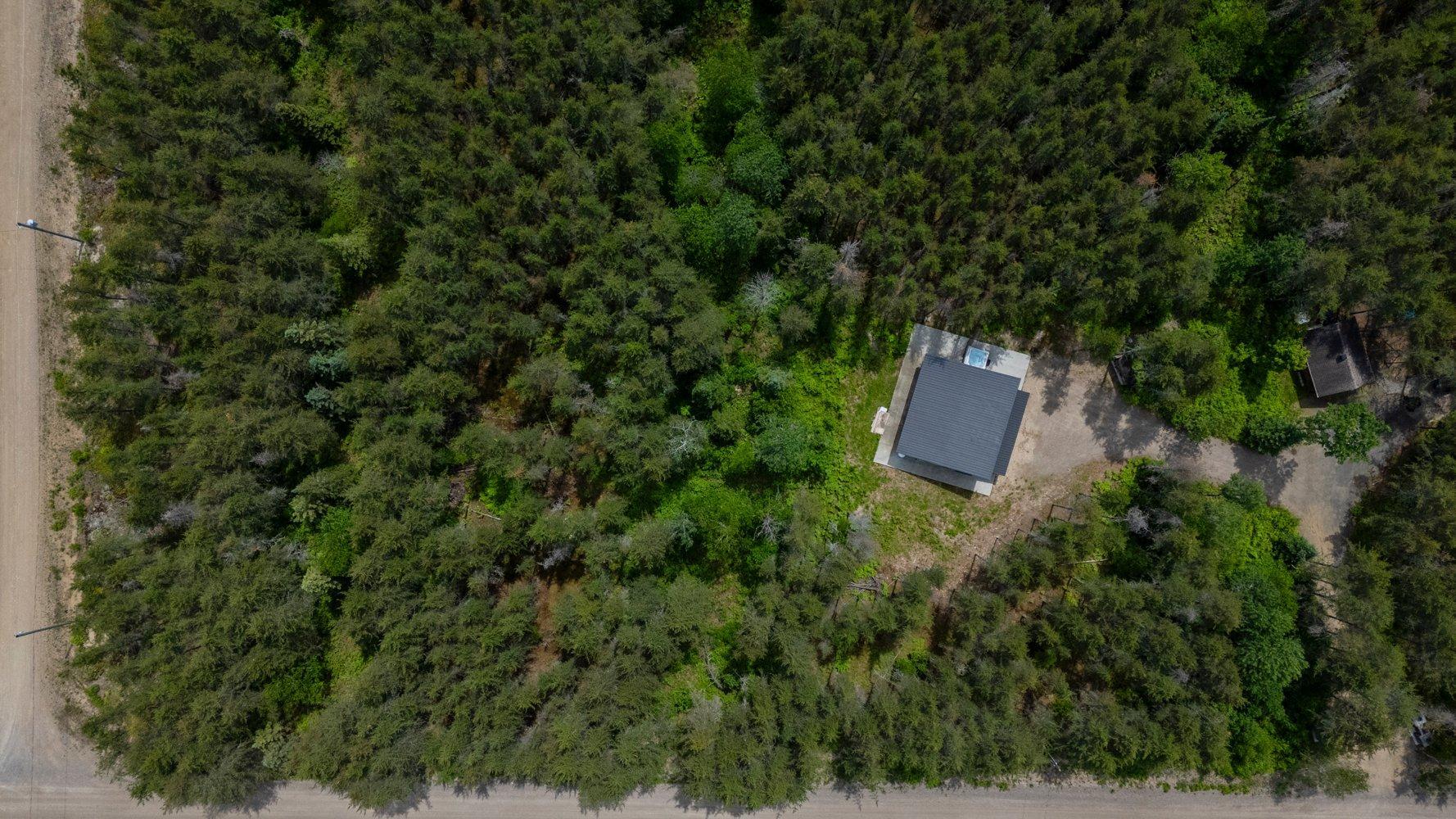 









271


Ch. des Bleuets

,
Saint-Alexis-des-Monts,




QC
J0K1V0

