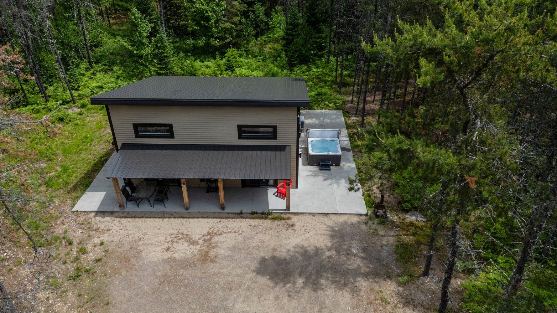 









271


Ch. des Bleuets

,
Saint-Alexis-des-Monts,




QC
J0K1V0

