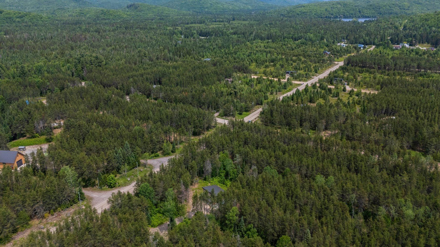 









271


Ch. des Bleuets

,
Saint-Alexis-des-Monts,




QC
J0K1V0

