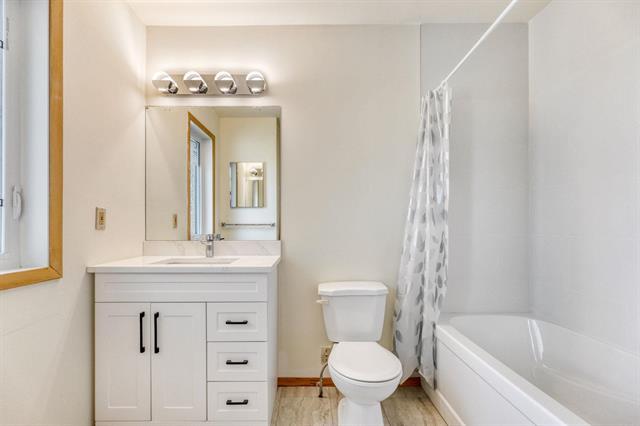 









34


Aldgate

RD,
Winnipeg,




MB
R2N 2X6

