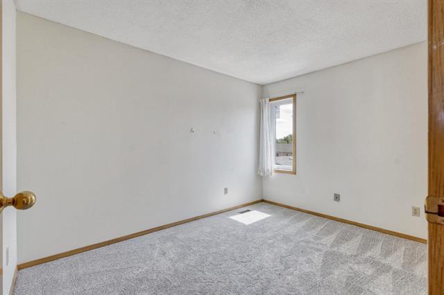 









34


Aldgate

RD,
Winnipeg,




MB
R2N 2X6

