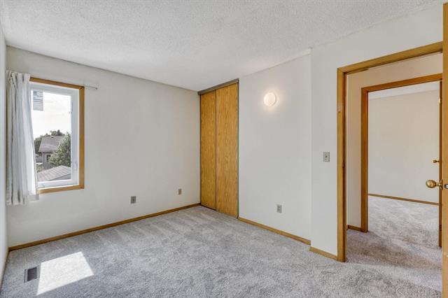 









34


Aldgate

RD,
Winnipeg,




MB
R2N 2X6


