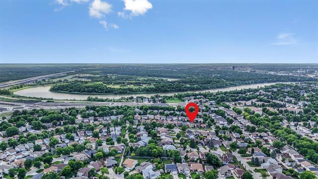 









34


Aldgate

RD,
Winnipeg,




MB
R2N 2X6

