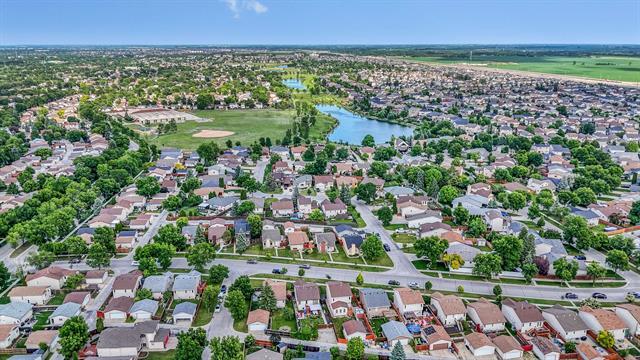 









34


Aldgate

RD,
Winnipeg,




MB
R2N 2X6

