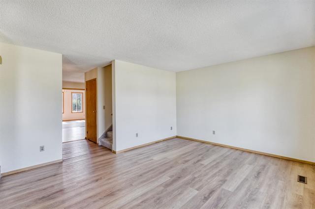









34


Aldgate

RD,
Winnipeg,




MB
R2N 2X6

