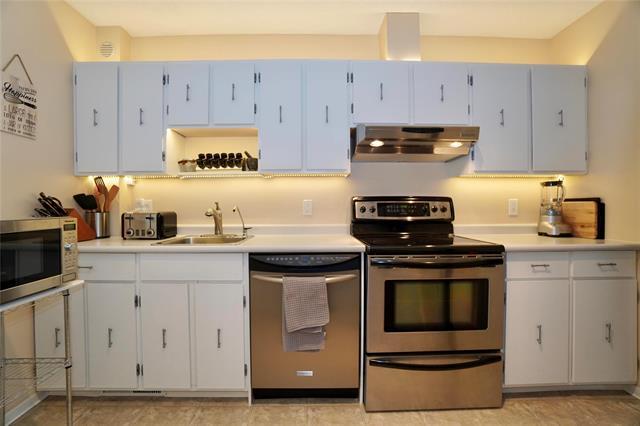 









602


Kenaston

BLVD, 5,
Winnipeg,




MB
R3N 2A1

