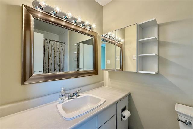 









602


Kenaston

BLVD, 5,
Winnipeg,




MB
R3N 2A1

