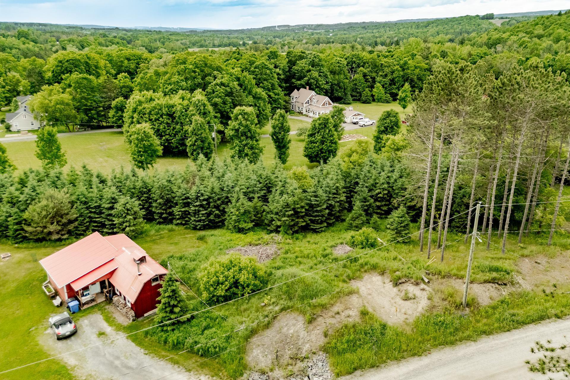 









55


Rue des Pommiers

,
Dixville,







QC
J0B1P0

