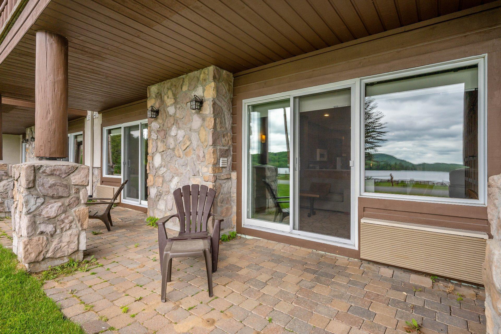 









2396


Rue Labelle

, 26,
Mont-Tremblant,




QC
J8E1T8

