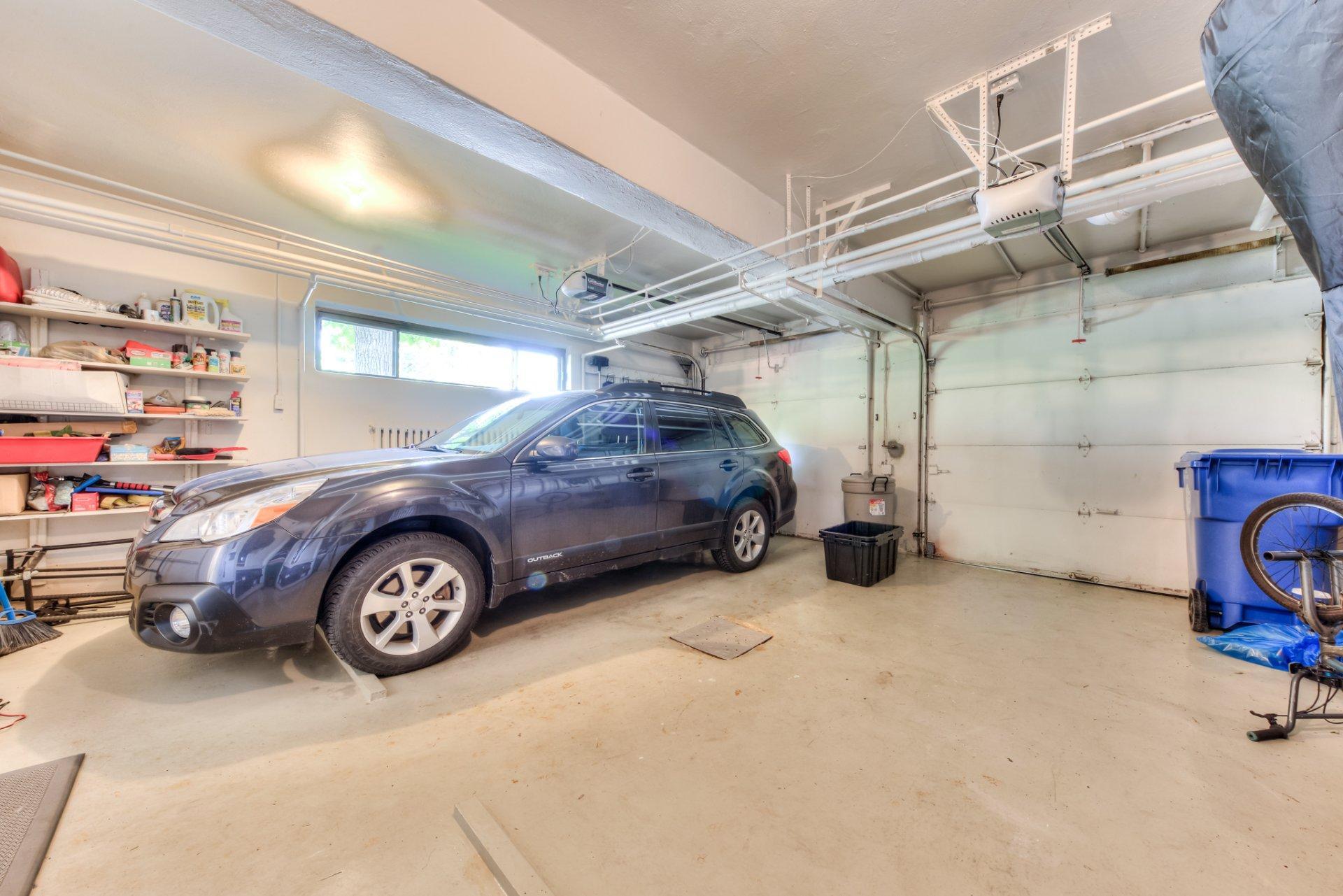









2


Av. Shorncliffe

,
Westmount,




QC
H3Y1A7

