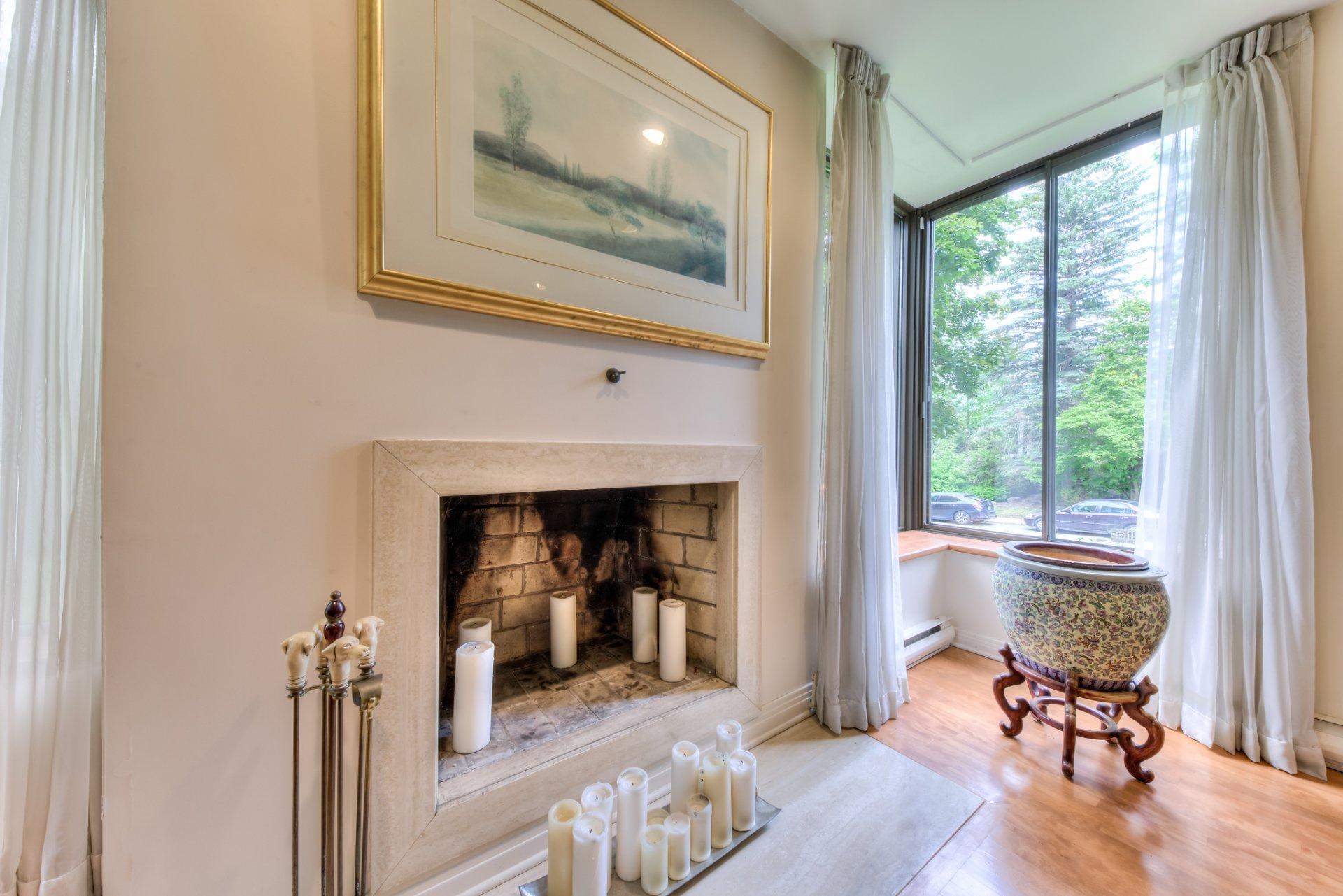 









2


Av. Shorncliffe

,
Westmount,




QC
H3Y1A7

