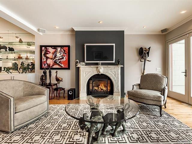 









2112

 - 2124


Rue Plessis

,
Montréal (Ville-Marie),




QC
H2L2Y3

