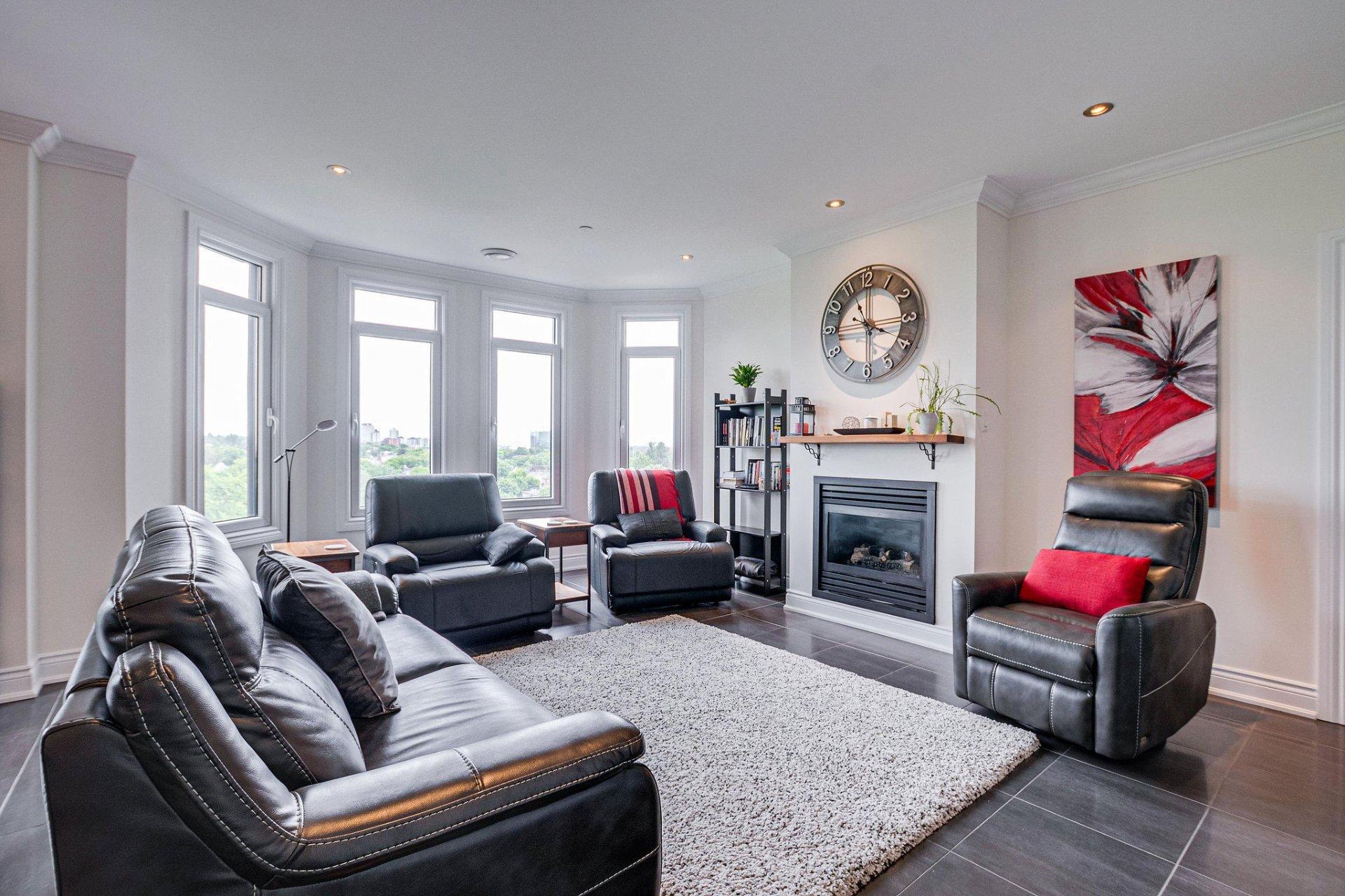 









224


Boul. Alexandre-Taché

, 605,
Gatineau (Hull),




QC
J9A0B8

