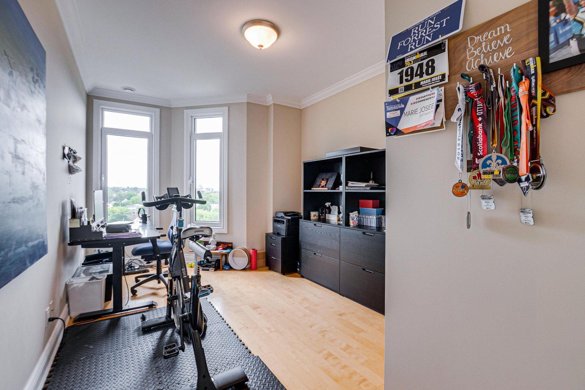 









224


Boul. Alexandre-Taché

, 605,
Gatineau (Hull),




QC
J9A0B8

