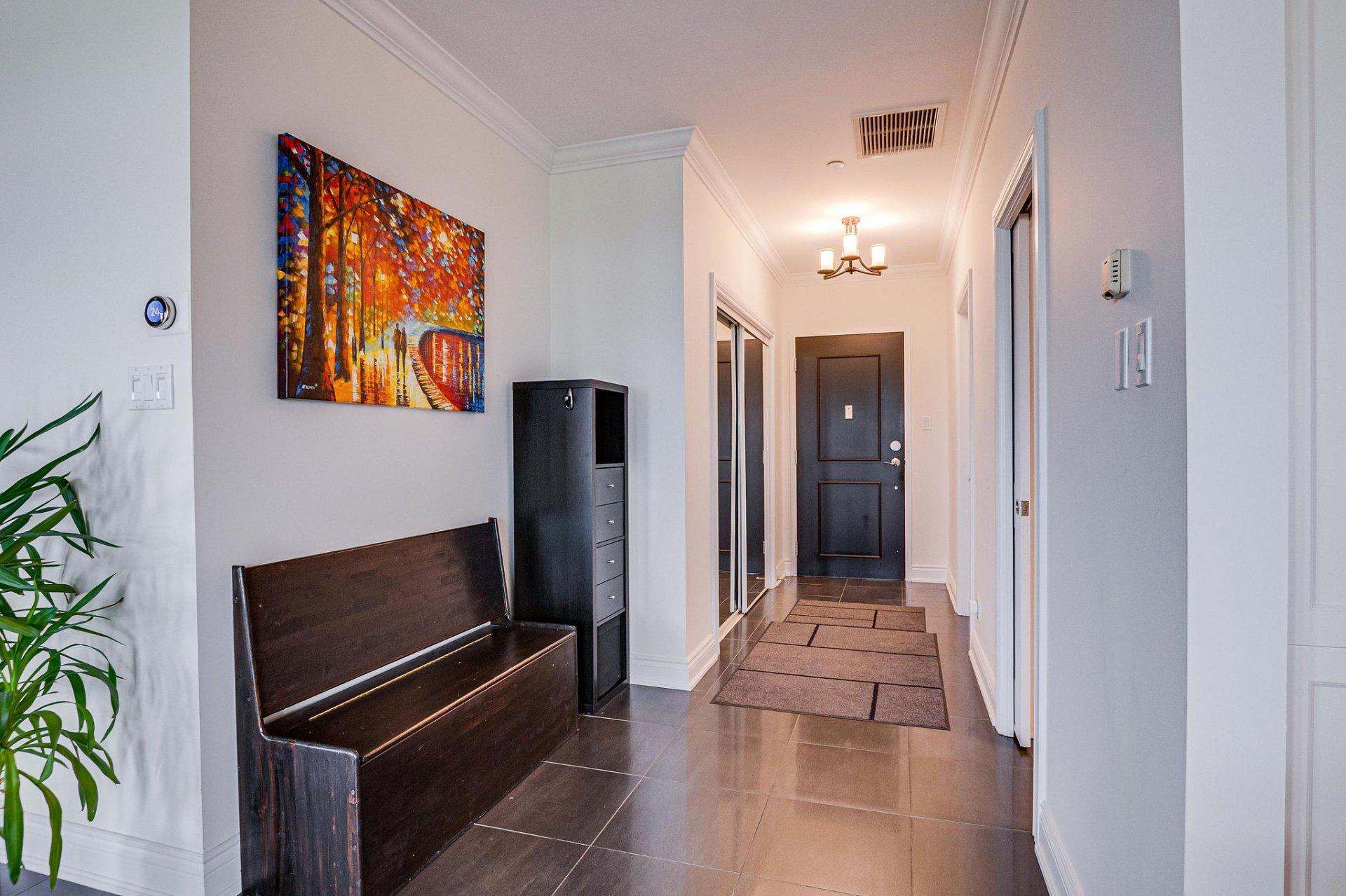 









224


Boul. Alexandre-Taché

, 605,
Gatineau (Hull),




QC
J9A0B8

