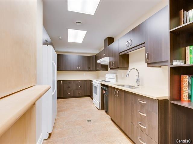 









224


Boul. Alexandre-Taché

, 605,
Gatineau (Hull),




QC
J9A0B8

