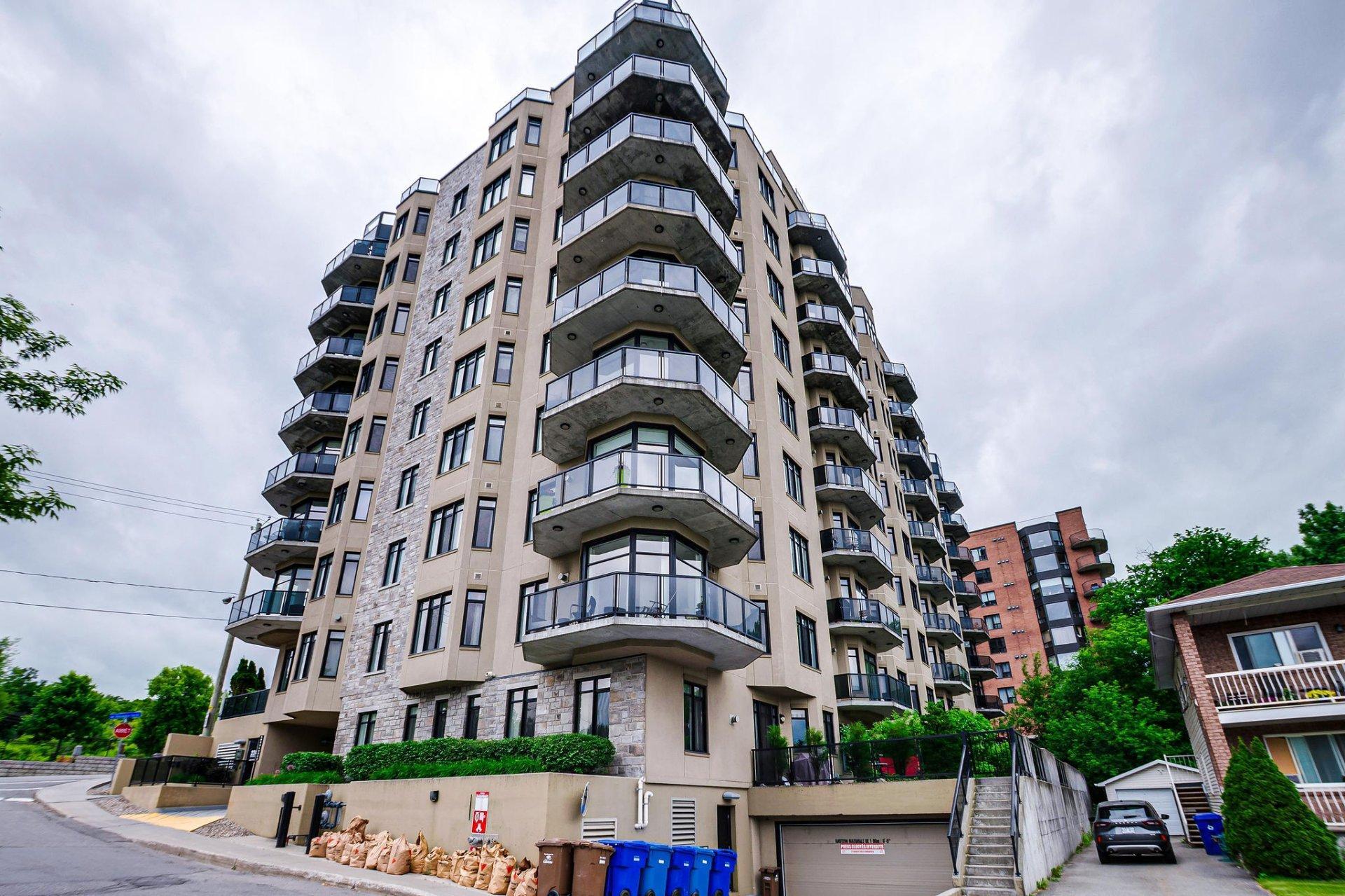 









224


Boul. Alexandre-Taché

, 605,
Gatineau (Hull),




QC
J9A0B8

