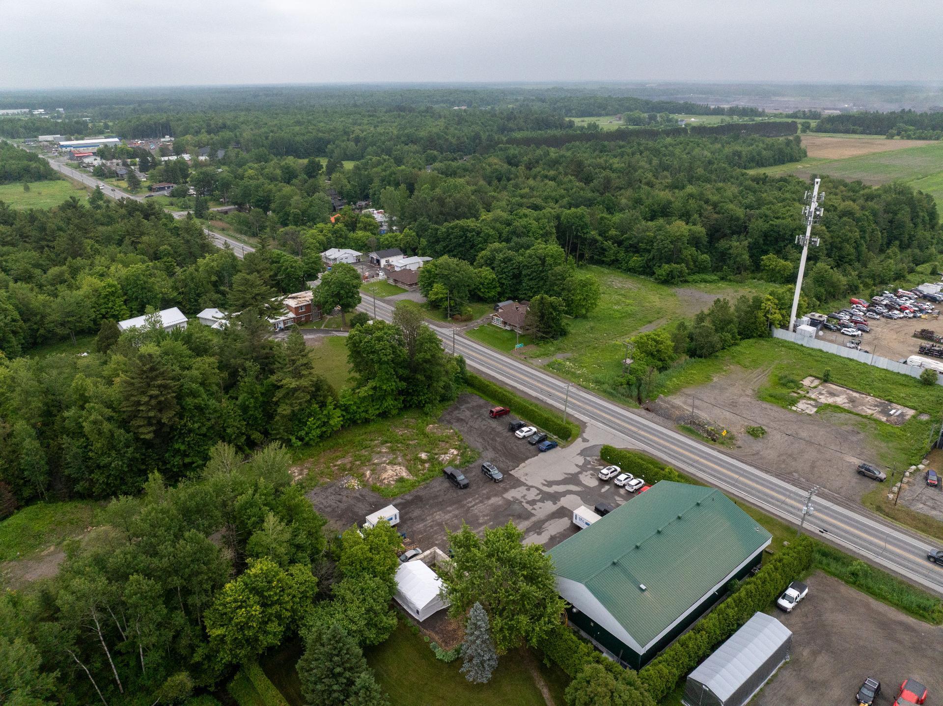 









2025


Boul. St-Antoine

,
Saint-Jérôme,




QC
J7Z7M1

