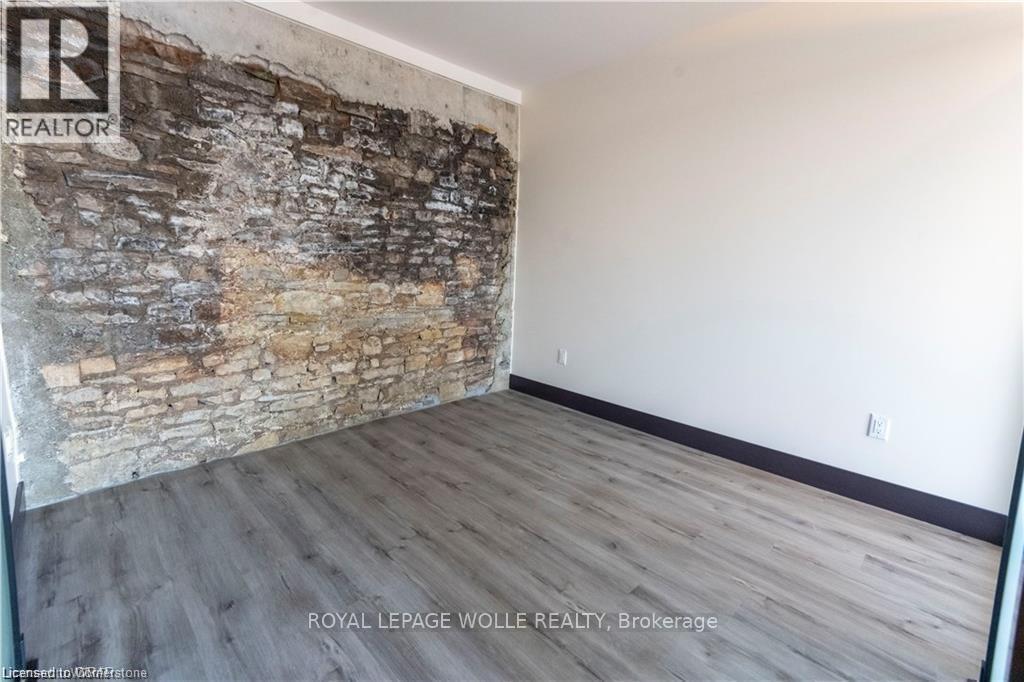 












407 - 121 KING STREET E

,
Hamilton,




Ontario
L8N1A9

