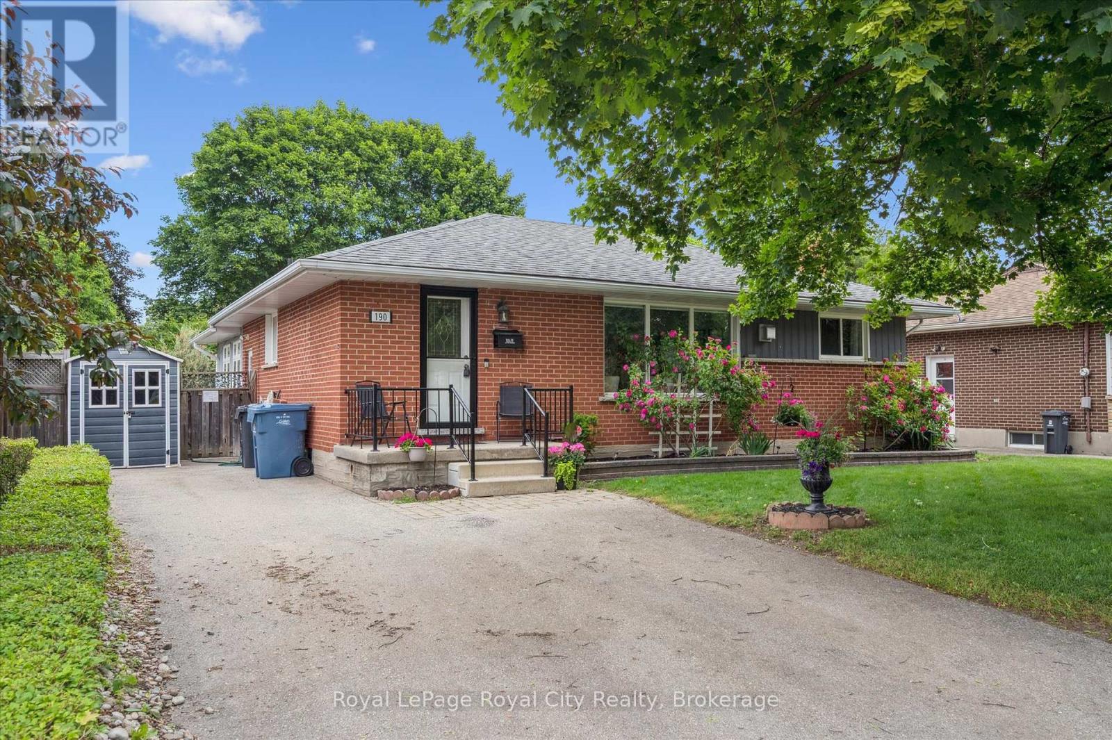 












190 WAVERLEY DRIVE

,
Guelph (Riverside Park),




Ontario
N1E1H4


