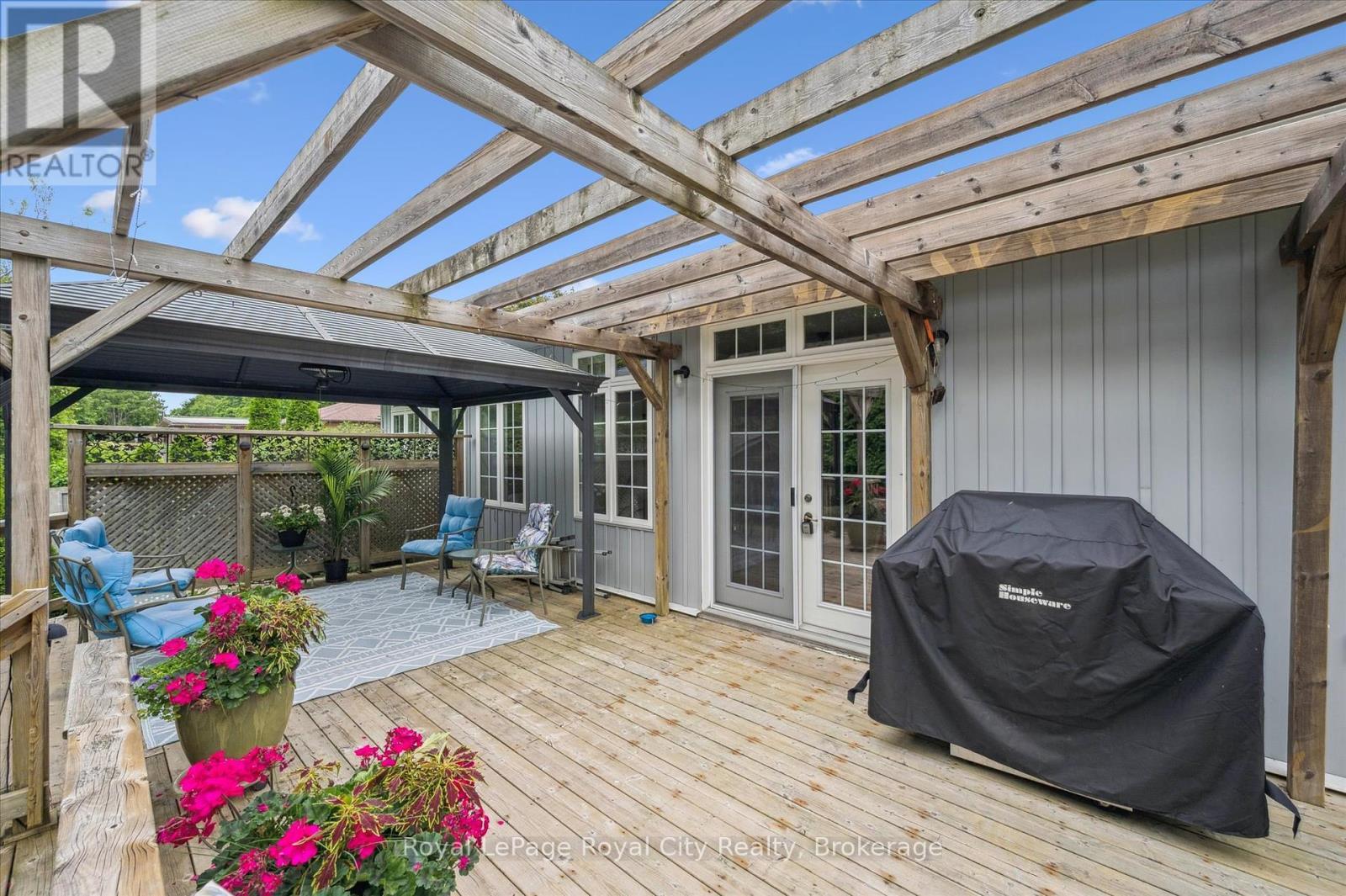 












190 WAVERLEY DRIVE

,
Guelph (Riverside Park),




Ontario
N1E1H4

