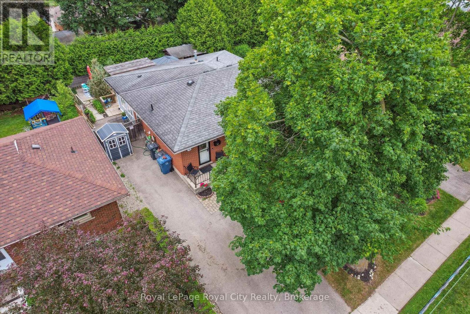 












190 WAVERLEY DRIVE

,
Guelph (Riverside Park),




Ontario
N1E1H4


