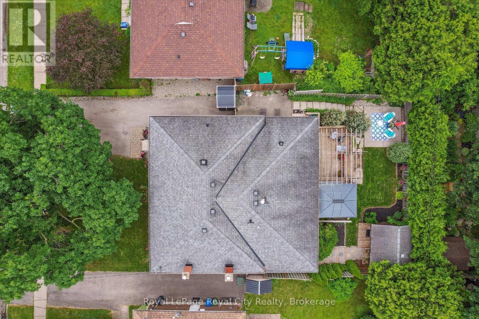 












190 WAVERLEY DRIVE

,
Guelph (Riverside Park),




Ontario
N1E1H4

