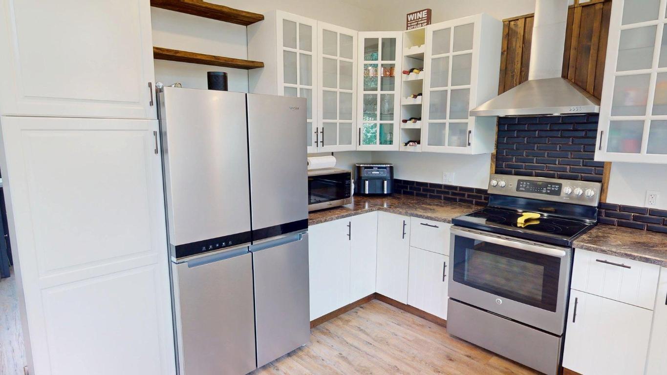 









974


313th

Drive,
Kimberley,




BC
V1A 3G9

