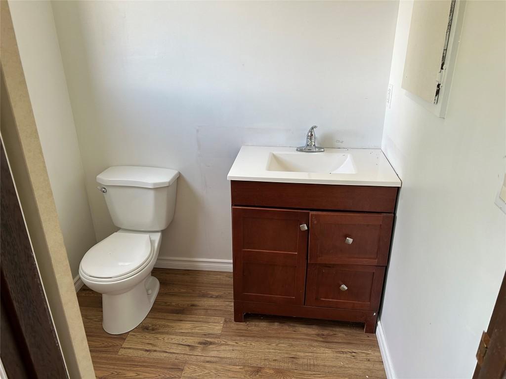 









2571


Lakeshore

Road,
Vernon,




BC
V1H 1M9

