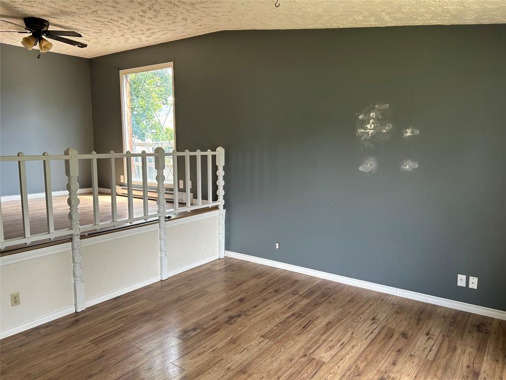 









2571


Lakeshore

Road,
Vernon,




BC
V1H 1M9

